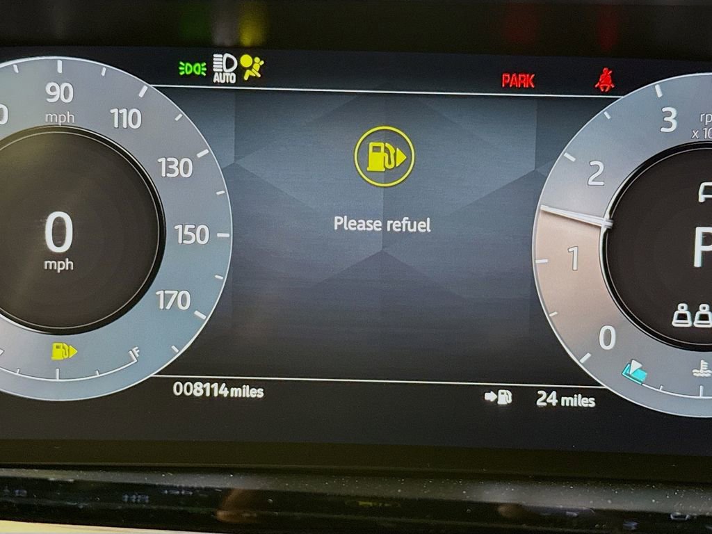 Used 2024 Land Rover Range Rover Evoque S image 12