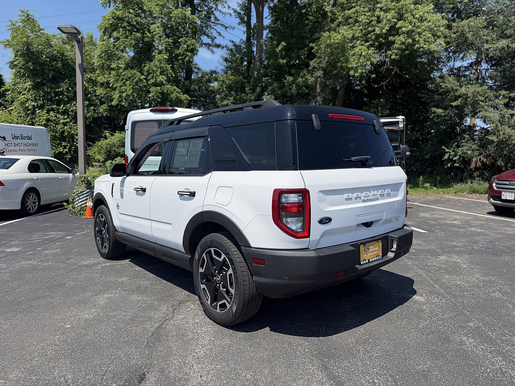 Certified 2022 Ford Bronco Sport Outer Banks AWD/4WD image 4