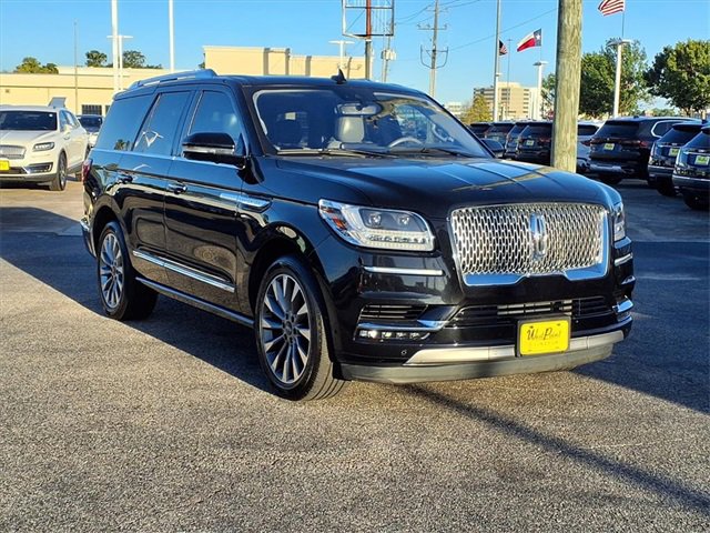Used 2020 Lincoln Navigator Reserve w/ Luxury Package image 23