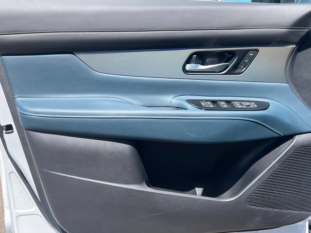 New 2026 Nissan Murano Platinum w/ Cargo Package AWD/4WD image 14