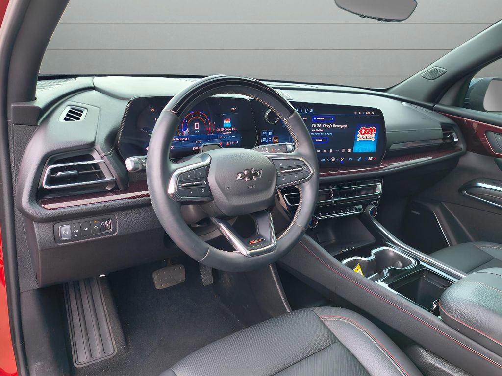 Used 2024 Chevrolet Traverse Z71 w/ Enhanced Driving Package image 16