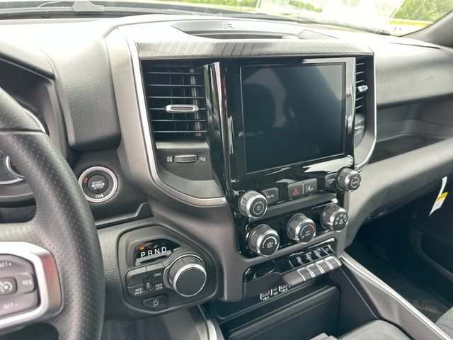 New 2026 RAM 1500 Express AWD/4WD image 21