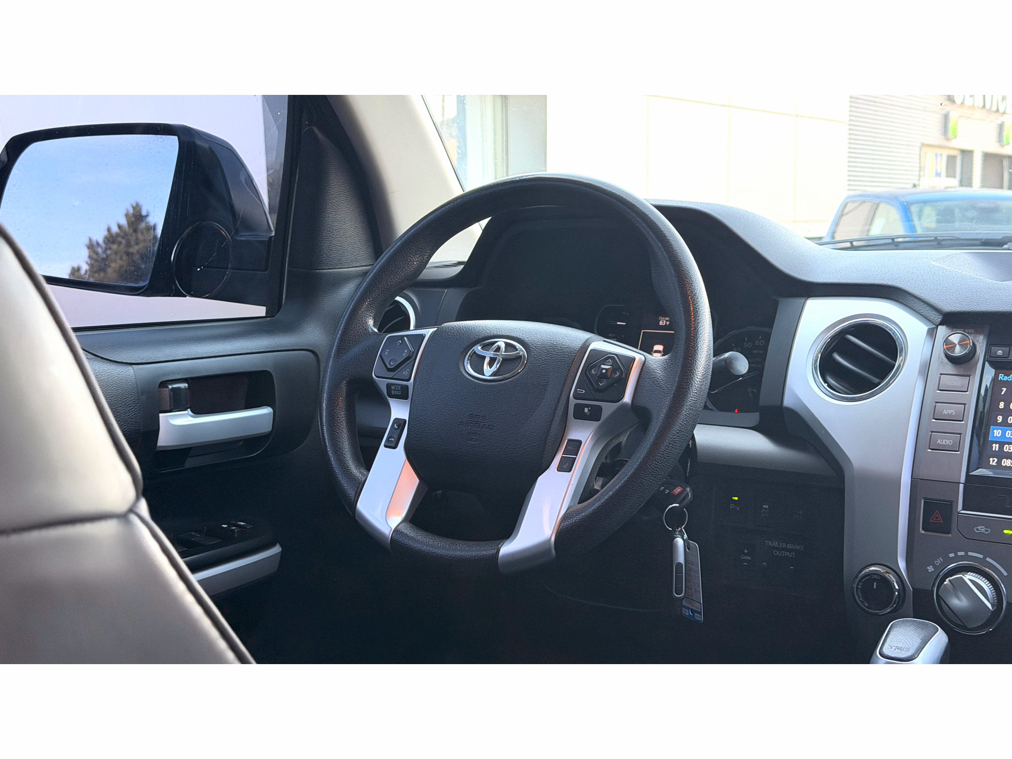 Used 2019 Toyota Tundra SR5 AWD/4WD image 15