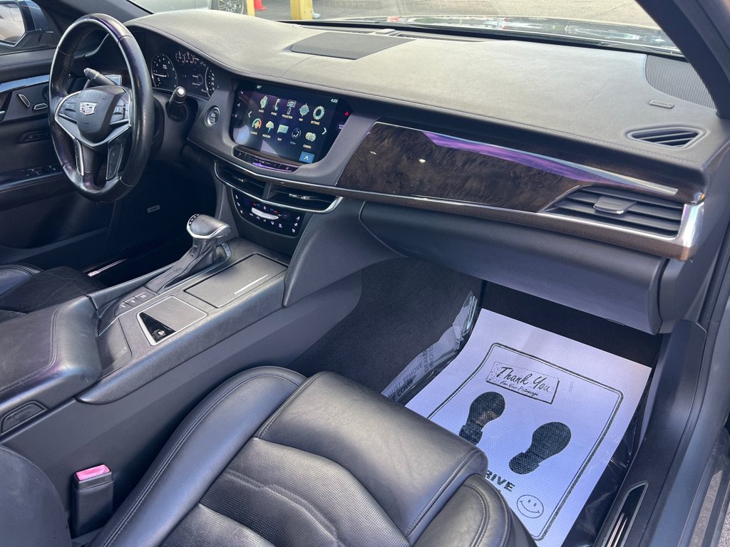 Used 2018 Cadillac CT6 Luxury AWD/4WD image 40