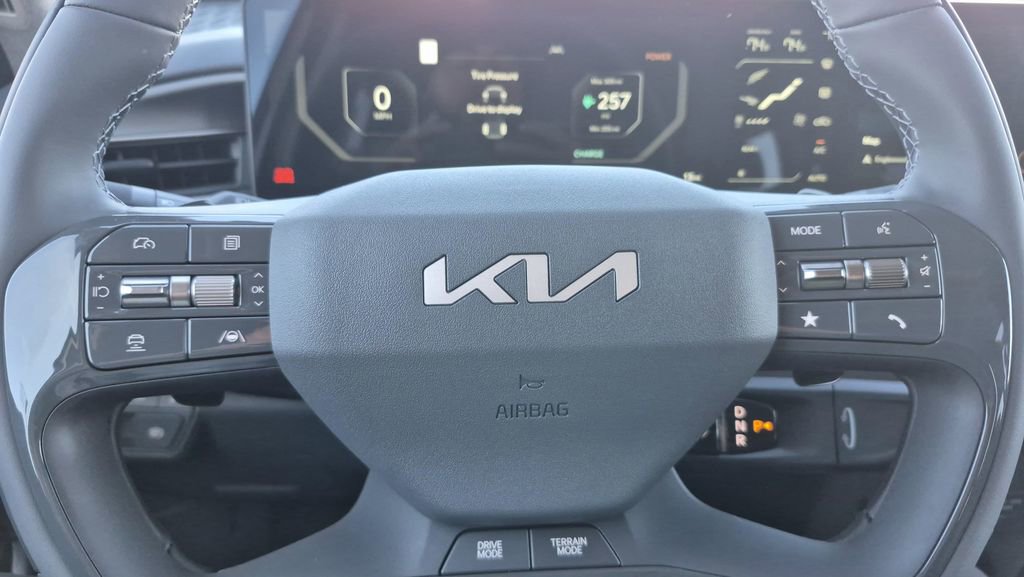 New 2026 Kia EV9 Wind image 18