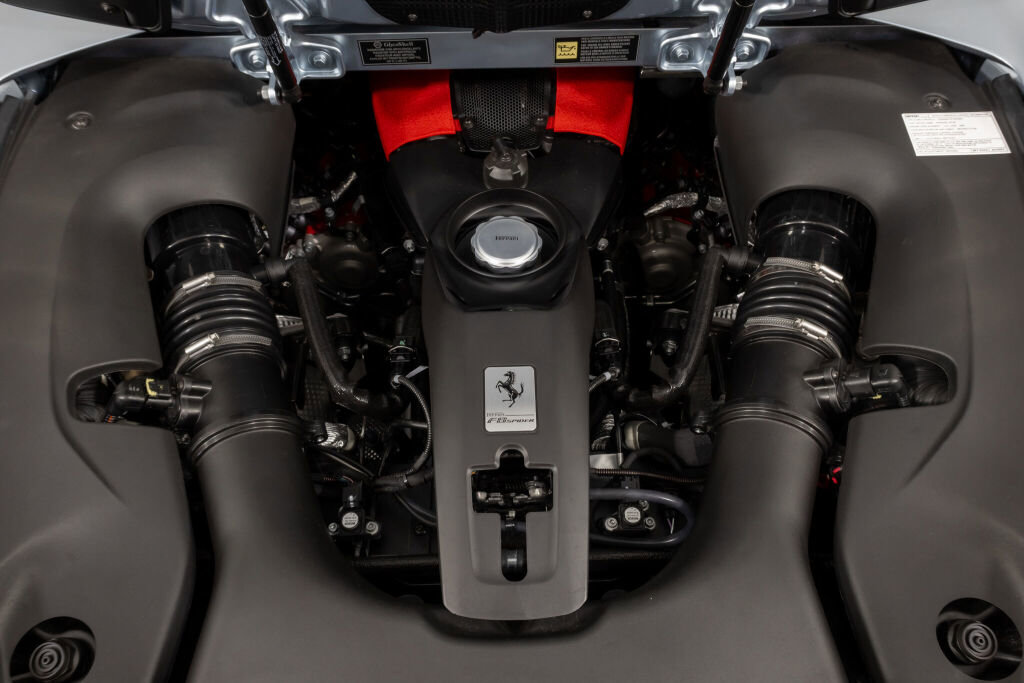 Used 2022 Ferrari F8 Tributo image 21