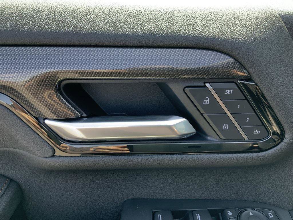 New 2026 GMC Sierra 2500 AT4 w/ AT4 Premium Plus Package image 30