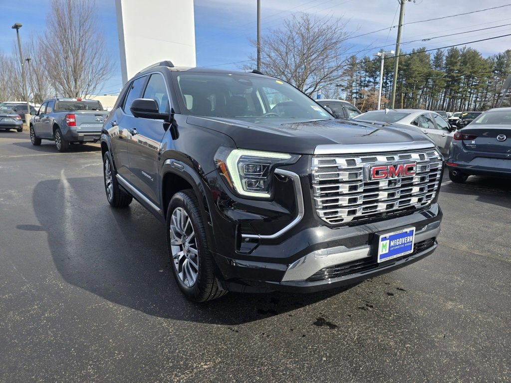 Used 2026 GMC Terrain Denali image 11
