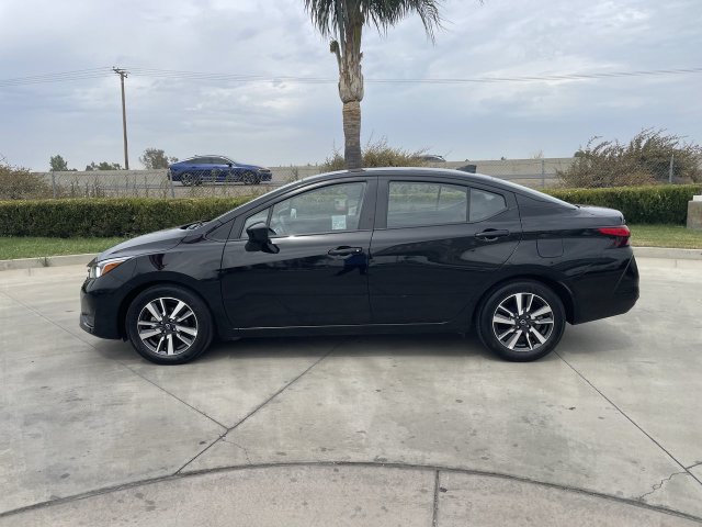 Used 2024 Nissan Versa SV FWD image 5