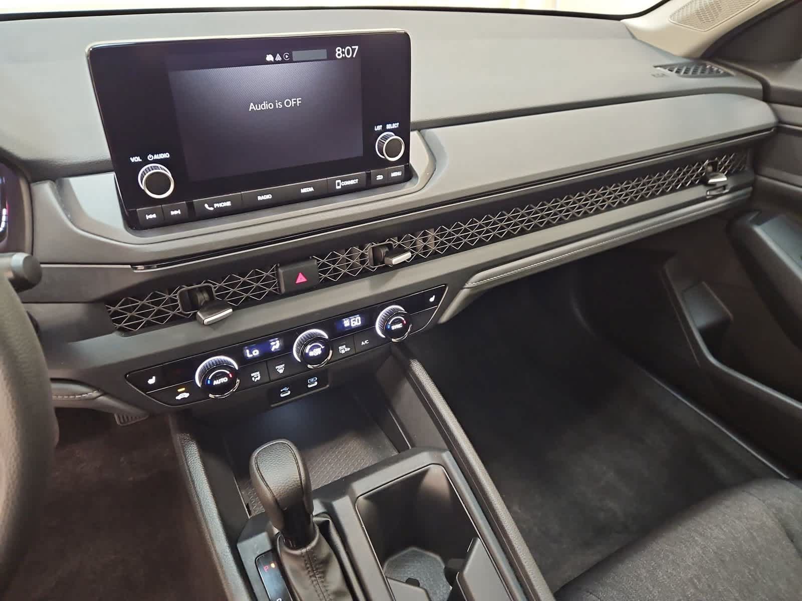 Certified 2023 Honda Accord EX image 27