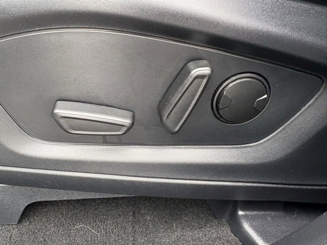 Used 2025 Ford Explorer ST-Line image 22
