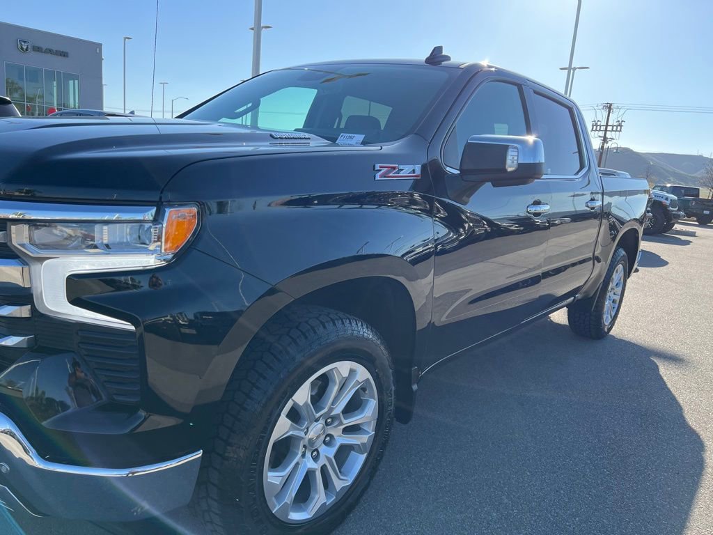 Used 2023 Chevrolet Silverado 1500 LTZ image 12