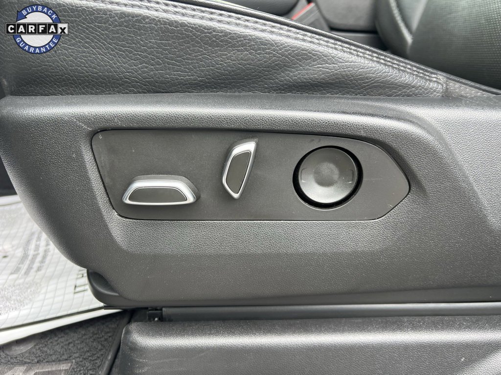 Used 2023 GMC Yukon Denali image 11