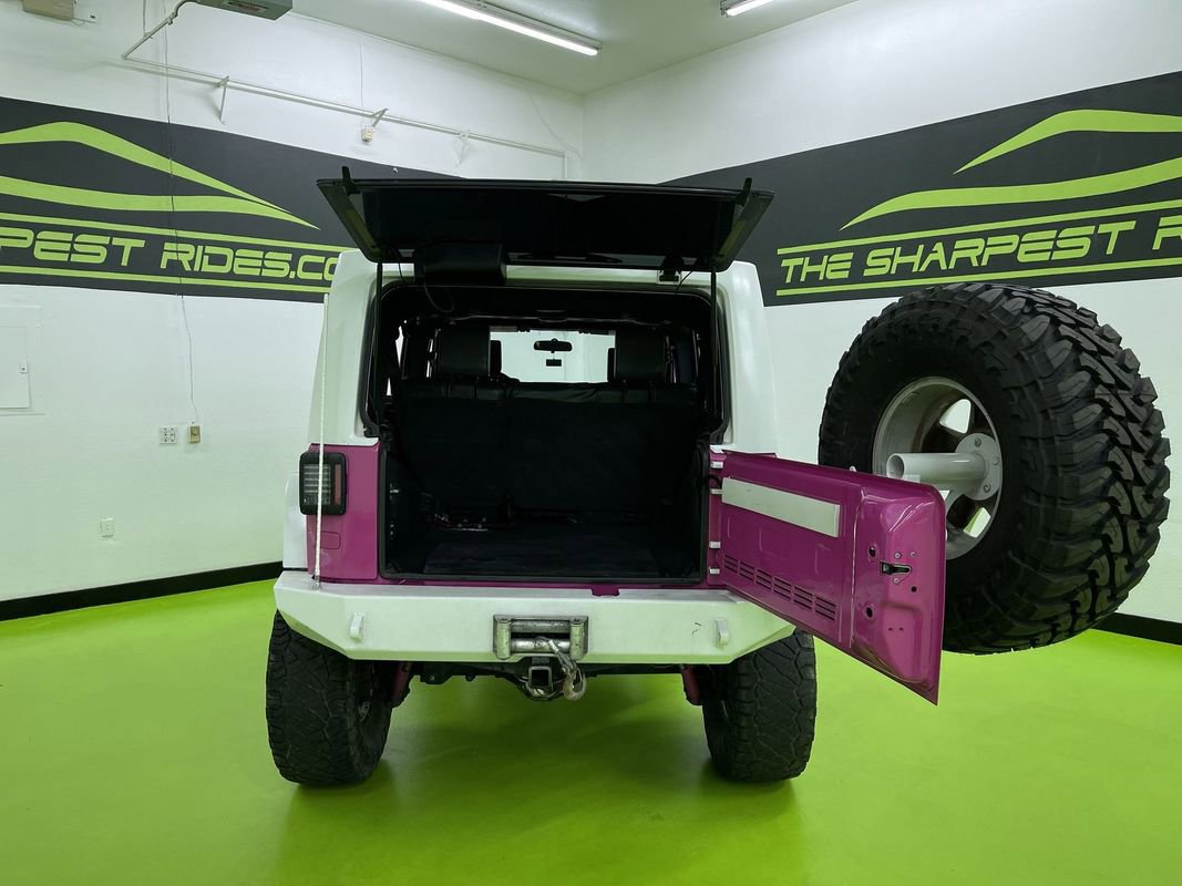 Used 2008 Jeep Wrangler Unlimited Rubicon w/ PWR Convenience Group AWD/4WD image 9