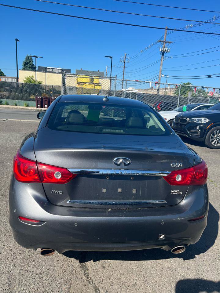 Used 2015 INFINITI Q50 Premium w/ Technology Package AWD/4WD image 6