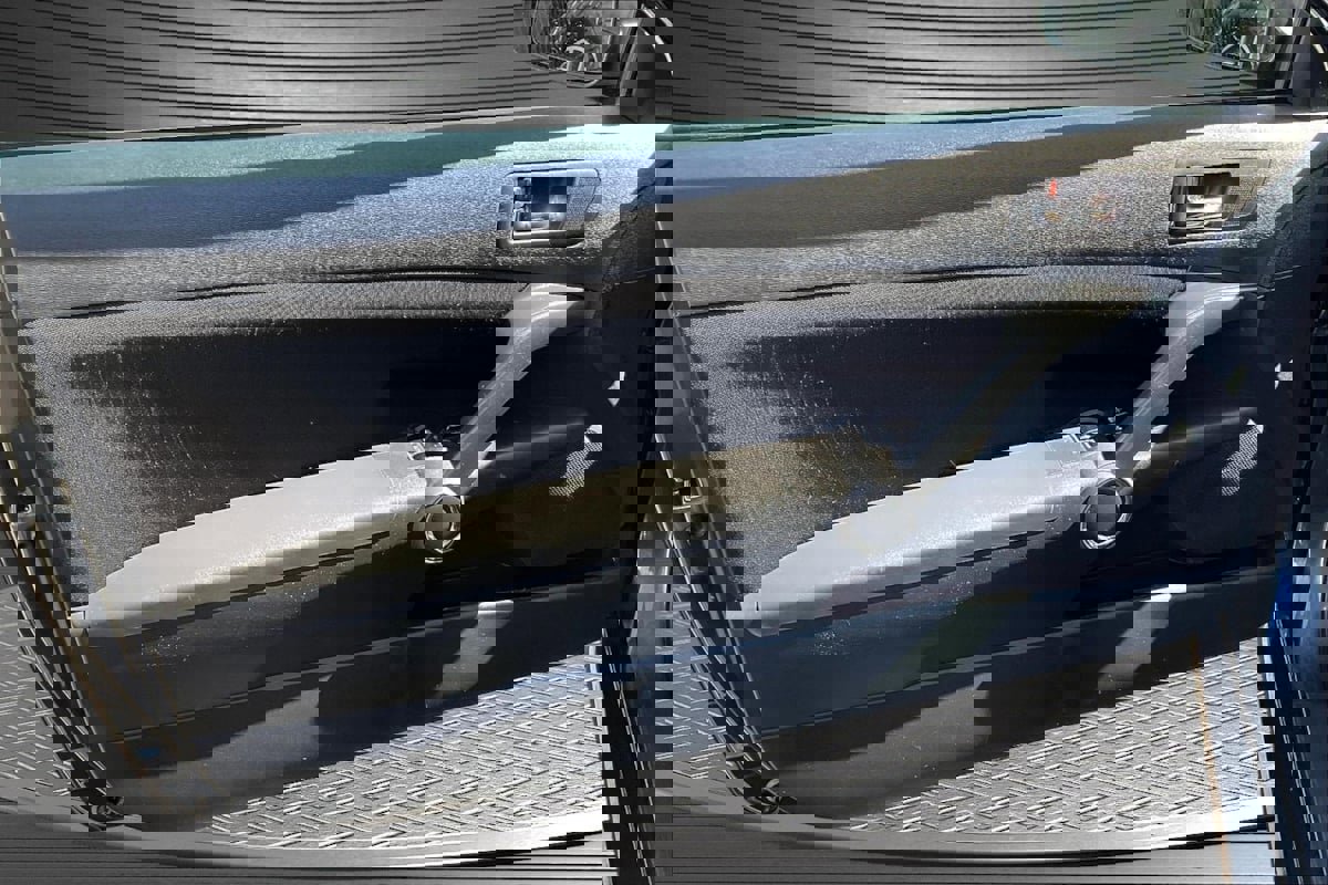 Used 2006 Scion tC image 19