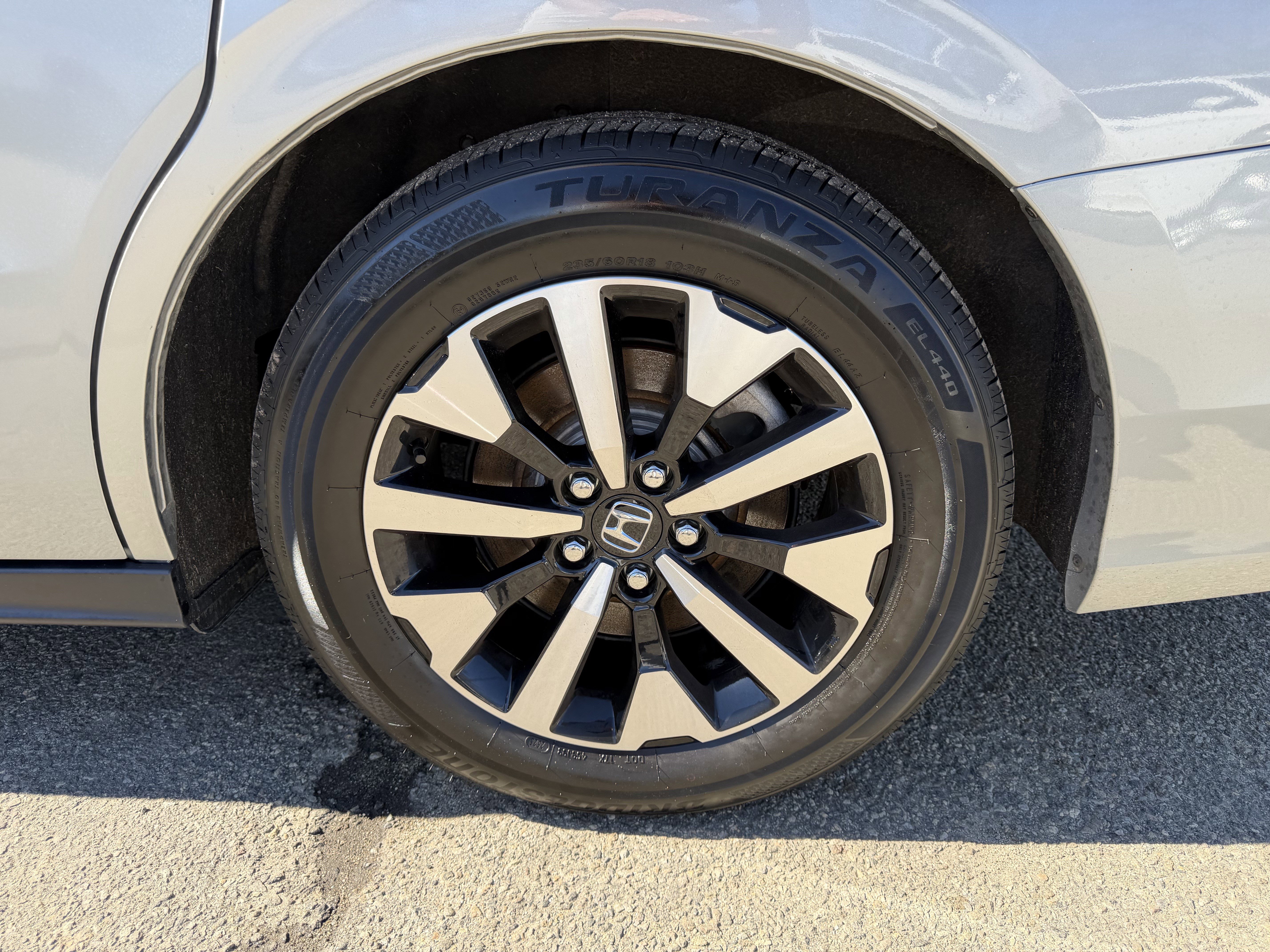 Certified 2025 Honda Odyssey EX-L image 8