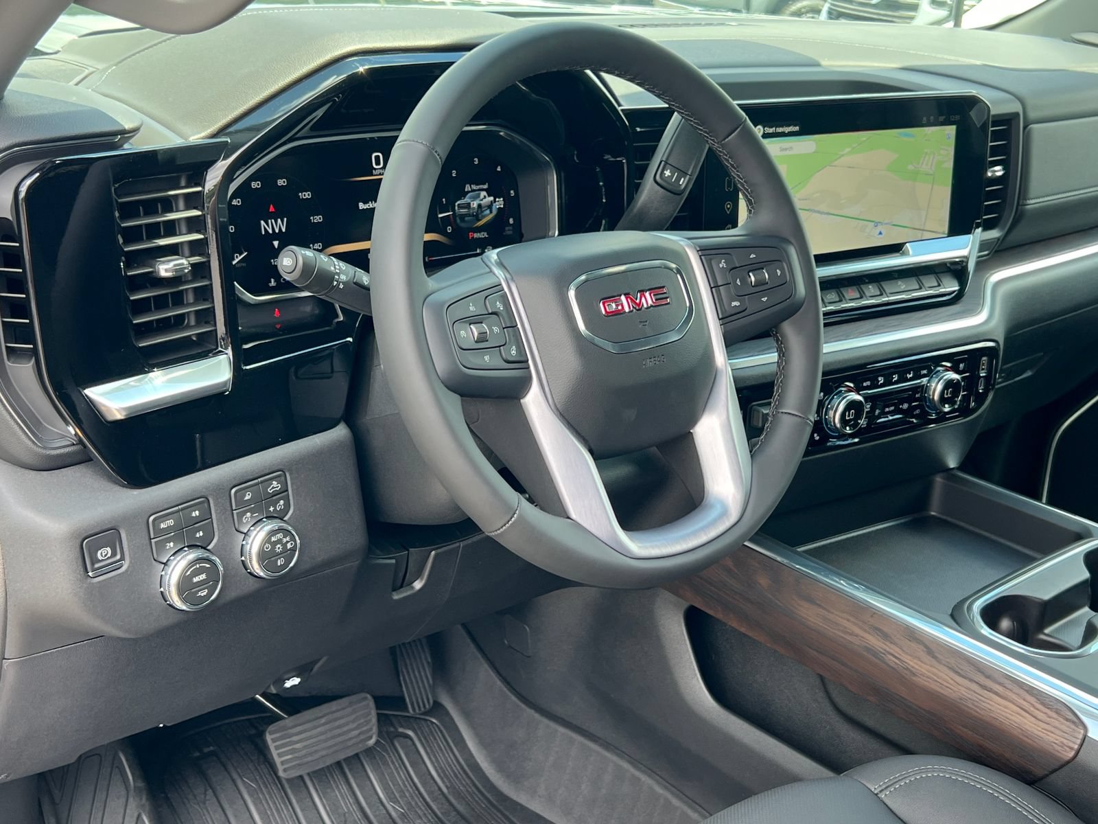 New 2026 GMC Sierra 2500 SLT w/ SLT Premium Package AWD/4WD image 19