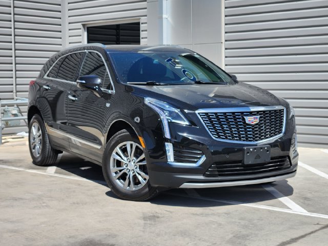 Used 2023 Cadillac XT5 Premium Luxury FWD image 2