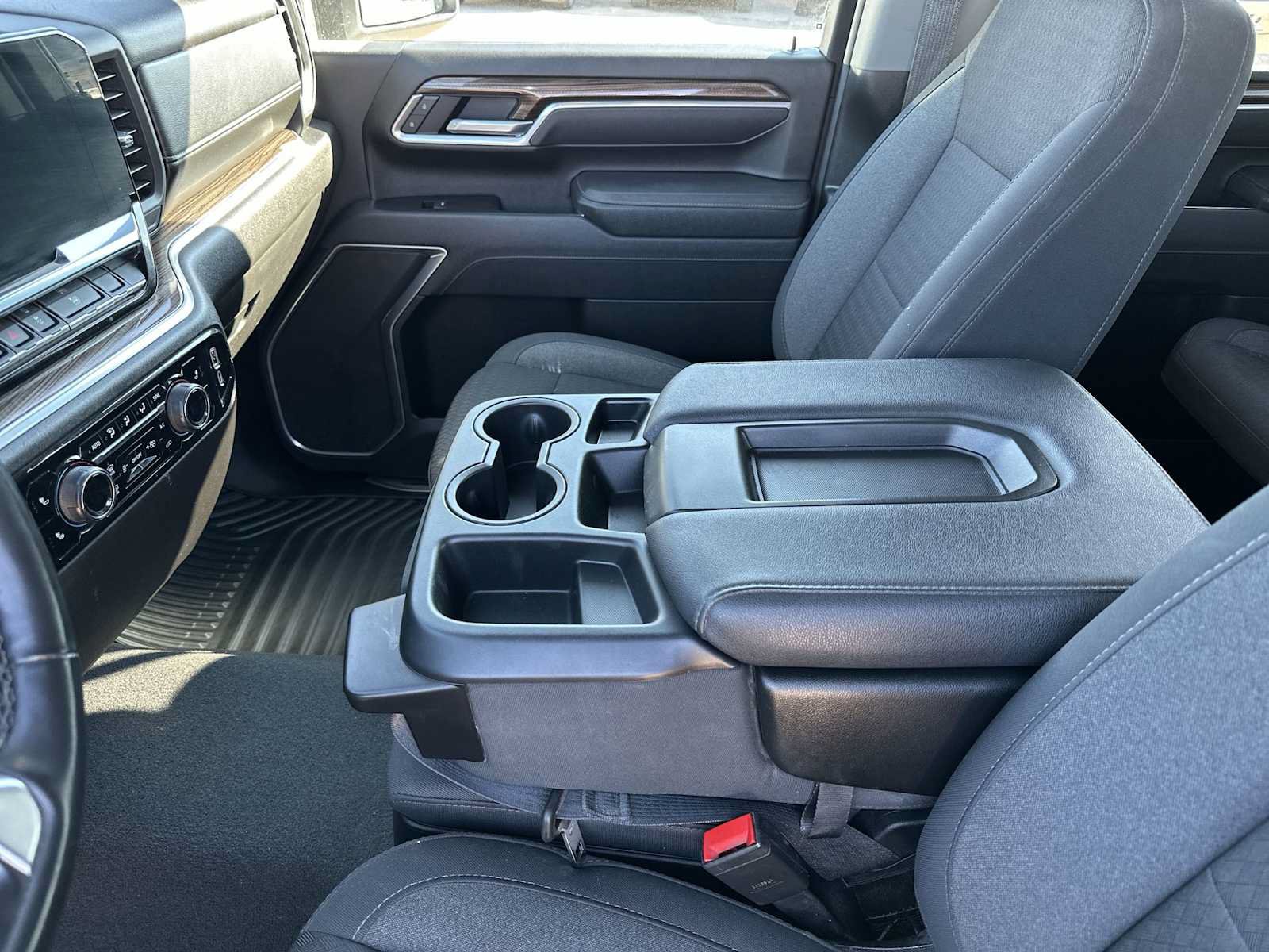 Used 2025 Chevrolet Silverado 2500 LT w/ Convenience Package AWD/4WD image 24