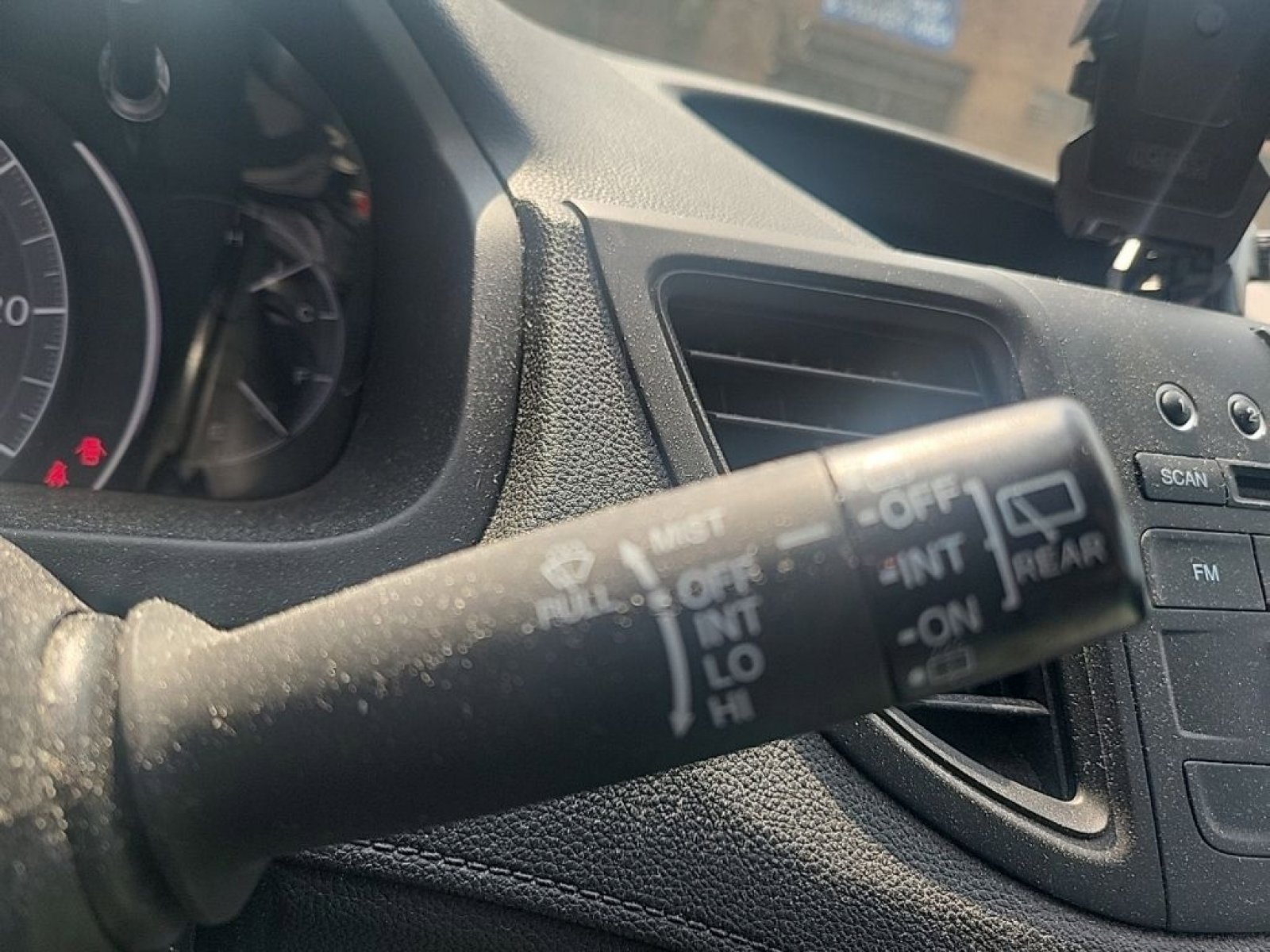 Used 2015 Honda CR-V LX image 30