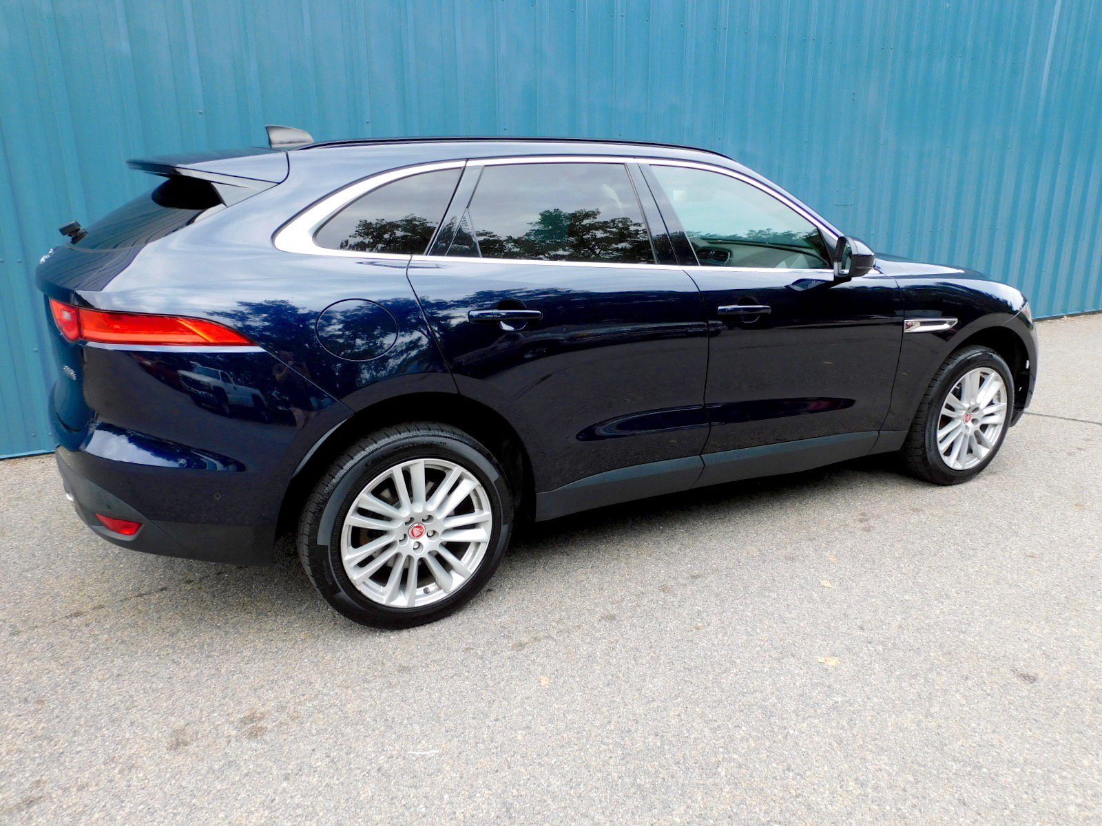 Used 2020 Jaguar F-PACE Prestige AWD/4WD image 5