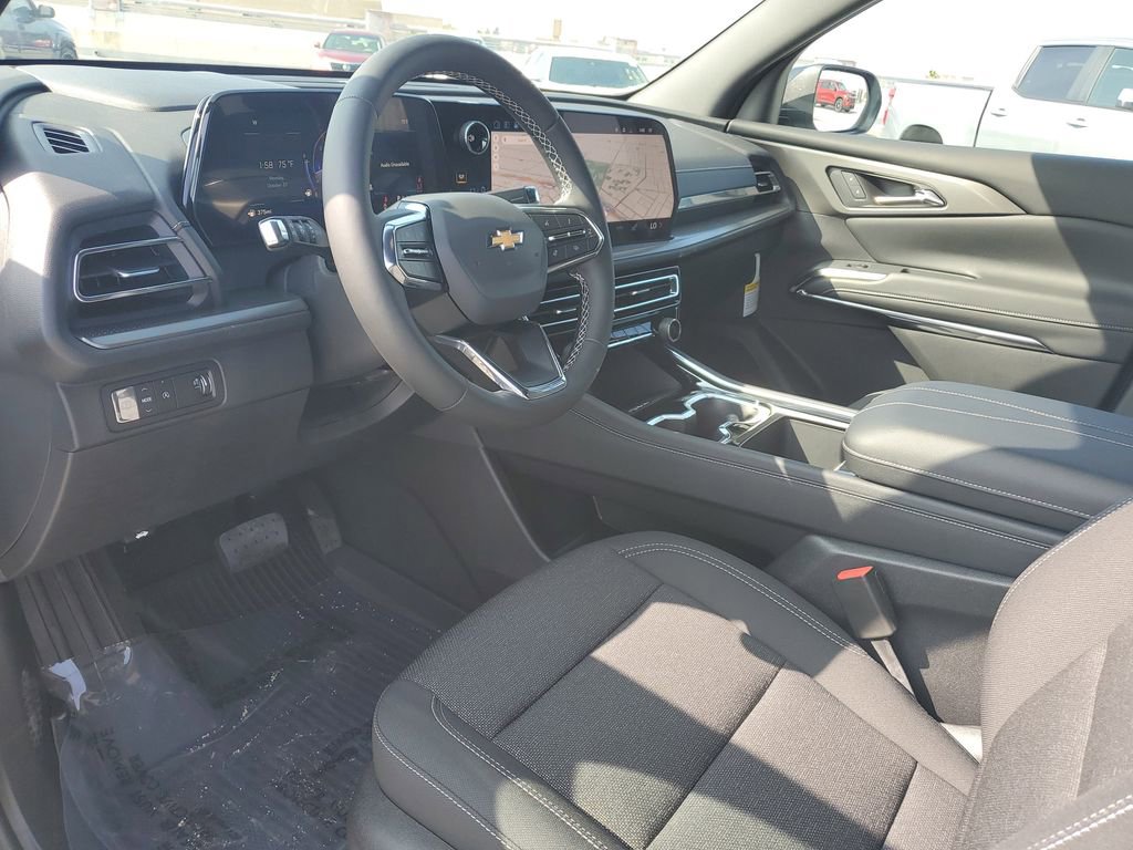 New 2026 Chevrolet Traverse LT w/ Driver Confidence Package image 17