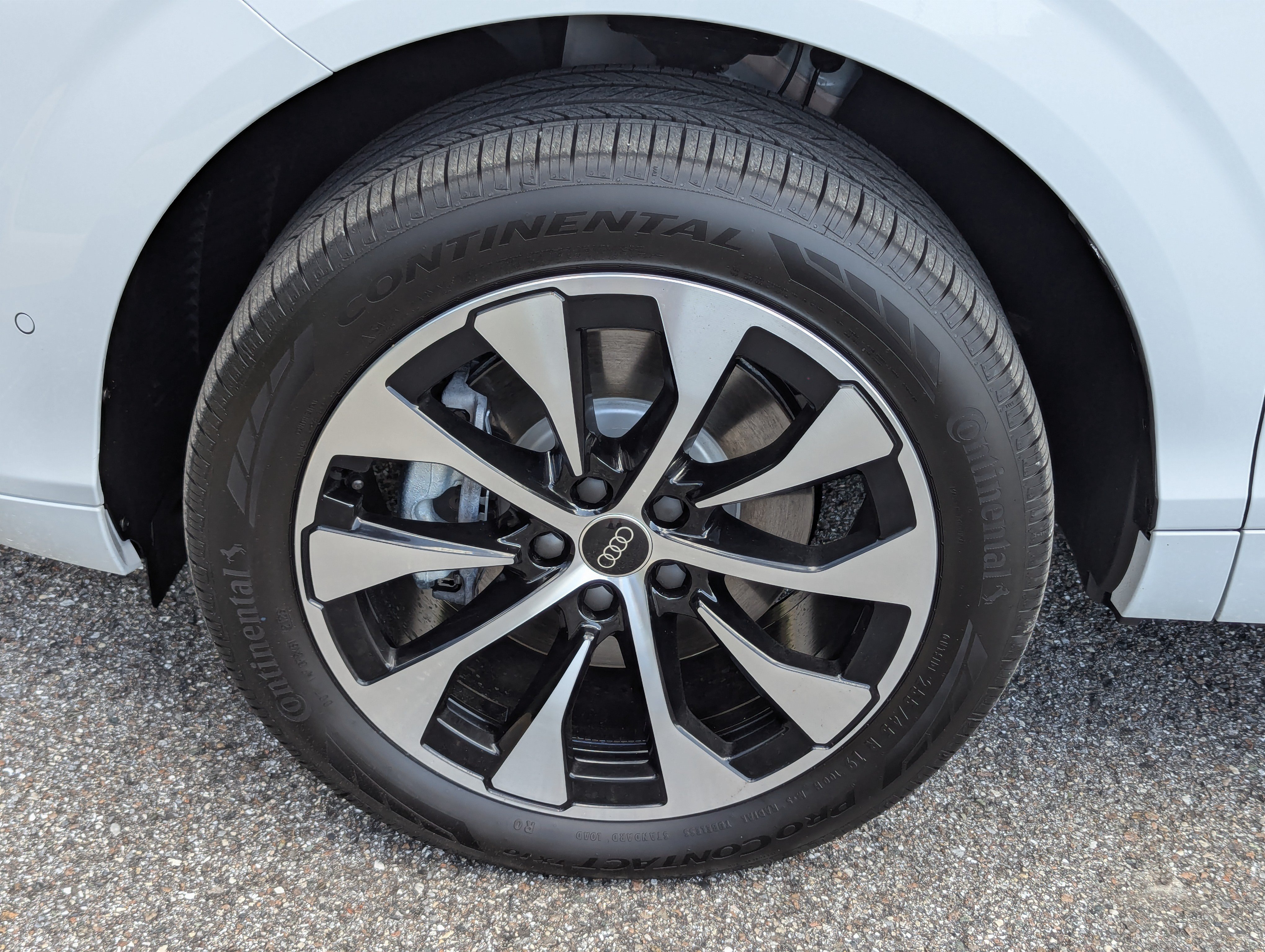 New 2026 Audi Q3 quattro 2.0T AWD/4WD image 37