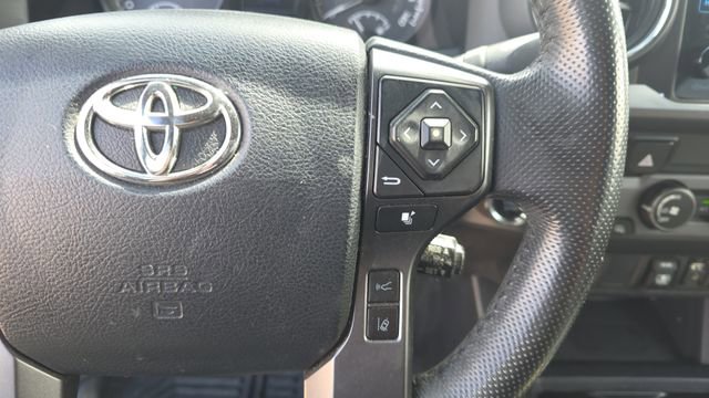Used 2019 Toyota Tacoma TRD Sport image 24