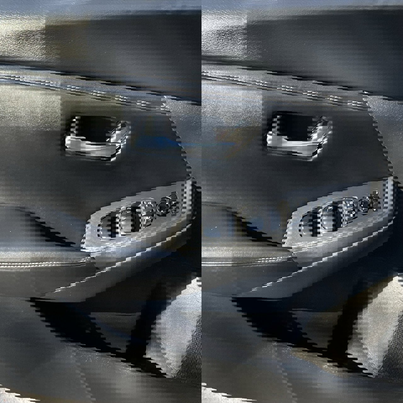 Used 2024 Nissan Sentra SV image 20