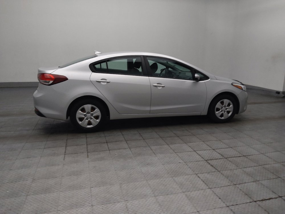 Used 2017 Kia Forte LX FWD image 10