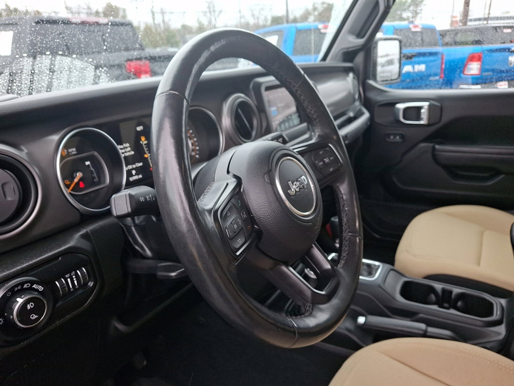 Used 2022 Jeep Gladiator Willys image 25