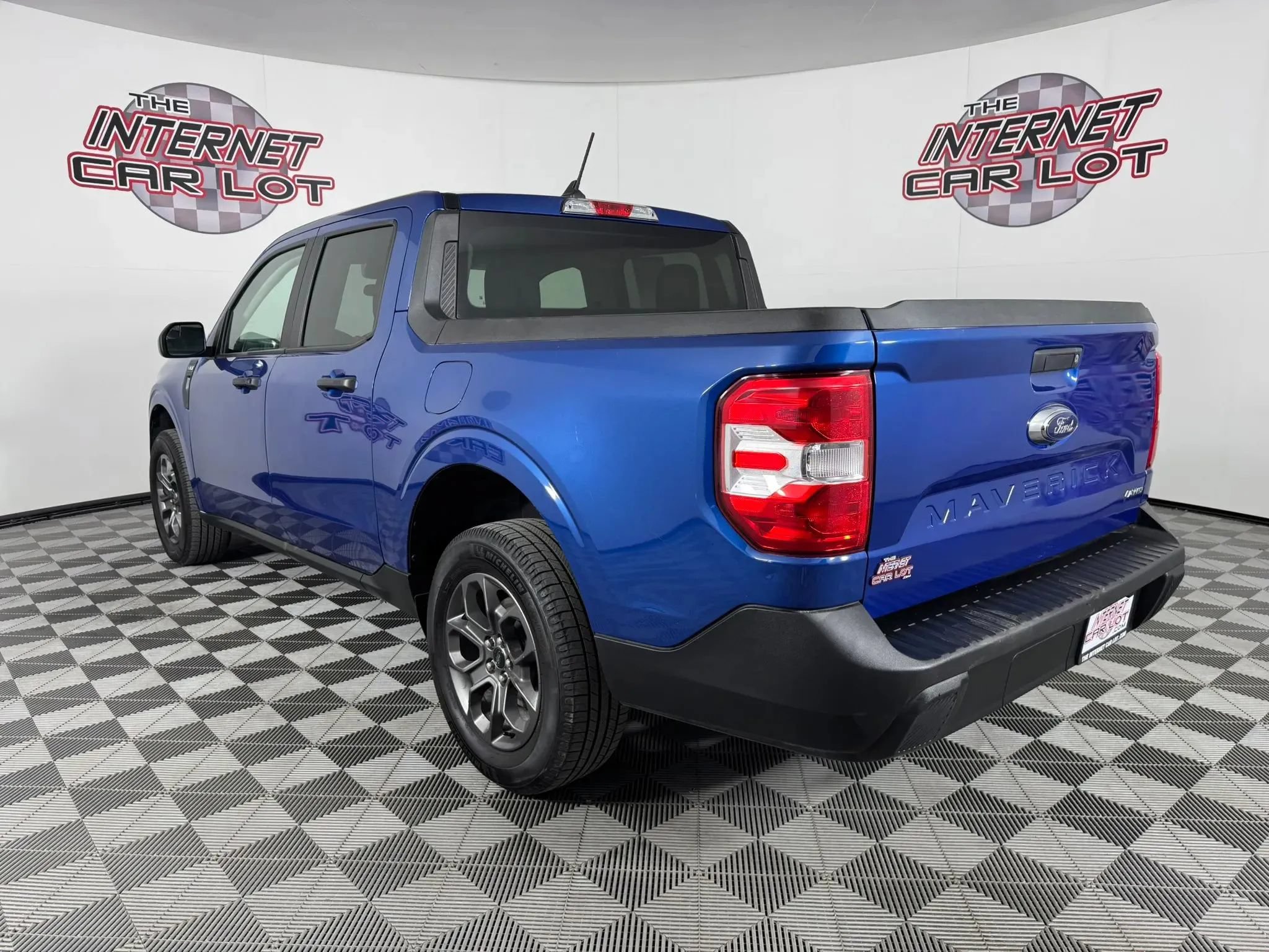 Used 2024 Ford Maverick XLT w/ Equipment Group 300A Standard AWD/4WD image 3