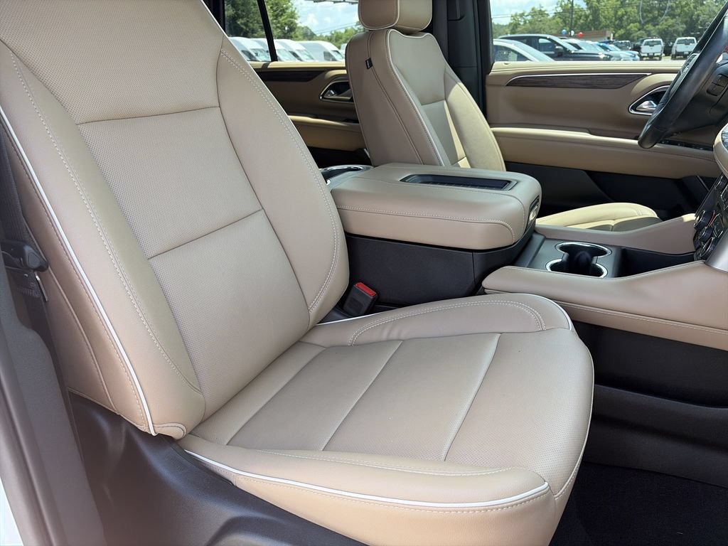 Used 2023 Chevrolet Tahoe Premier w/ Premium Package 2 AWD/4WD image 34