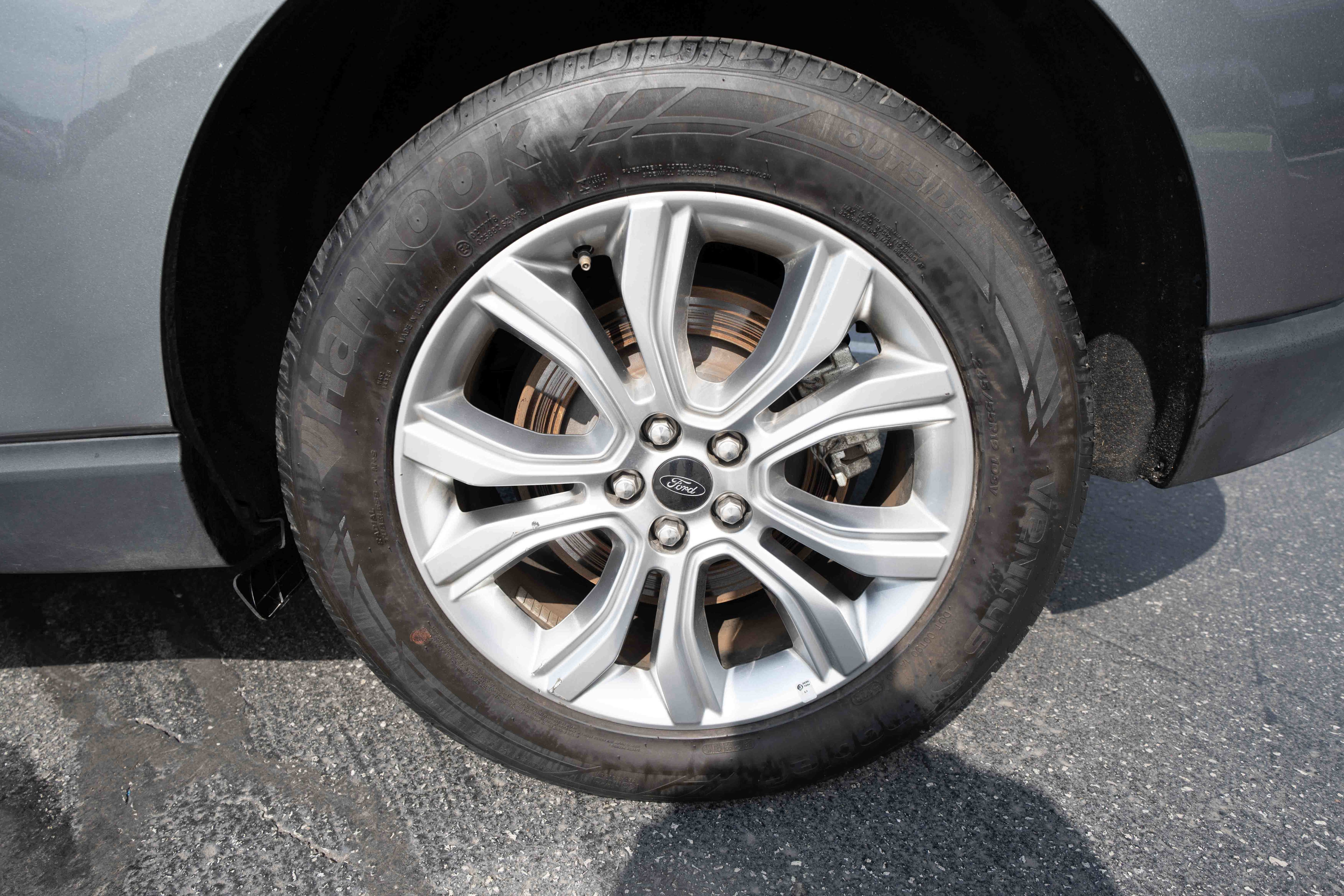 Used 2024 Ford Edge Titanium AWD/4WD image 30