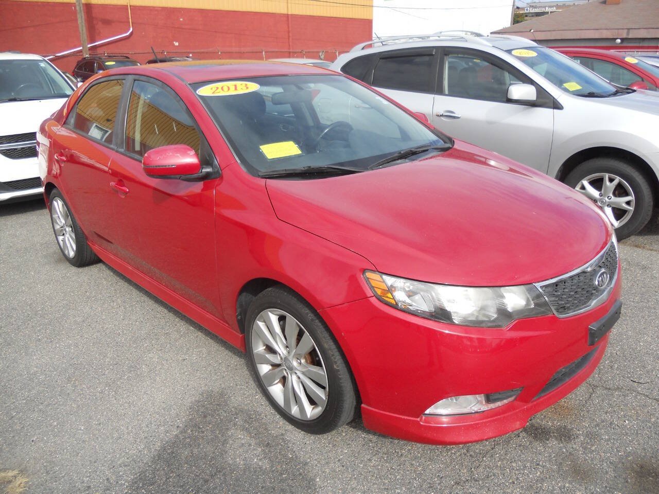 Used 2013 Kia Forte SX FWD image 2