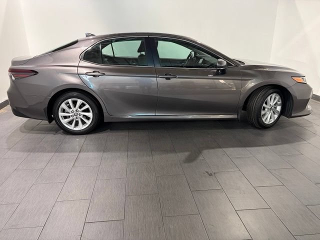 Used 2023 Toyota Camry LE w/ Convenience Package FWD image 6