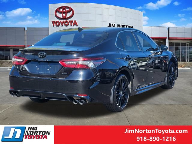 Used 2021 Toyota Camry XSE FWD image 6