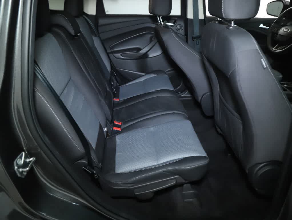 Used 2017 Ford Escape SE w/ Equipment Group 201A FWD image 33