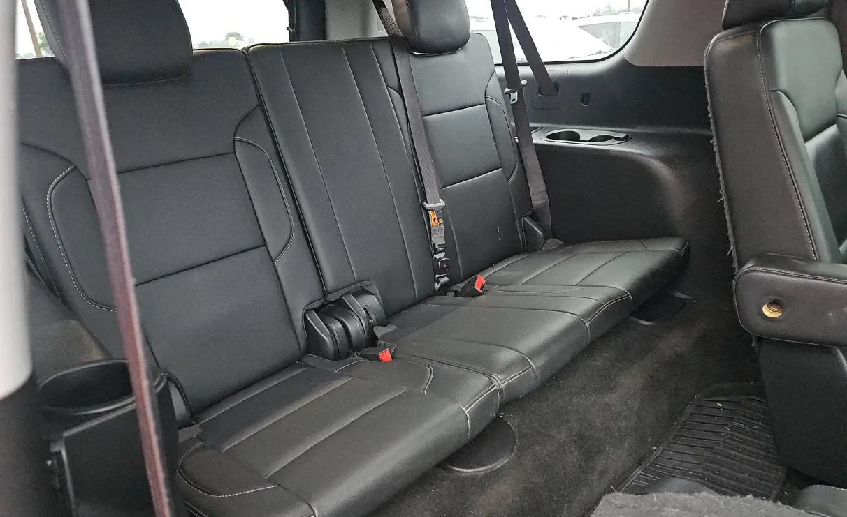 Used 2018 Chevrolet Suburban LT AWD/4WD image 7