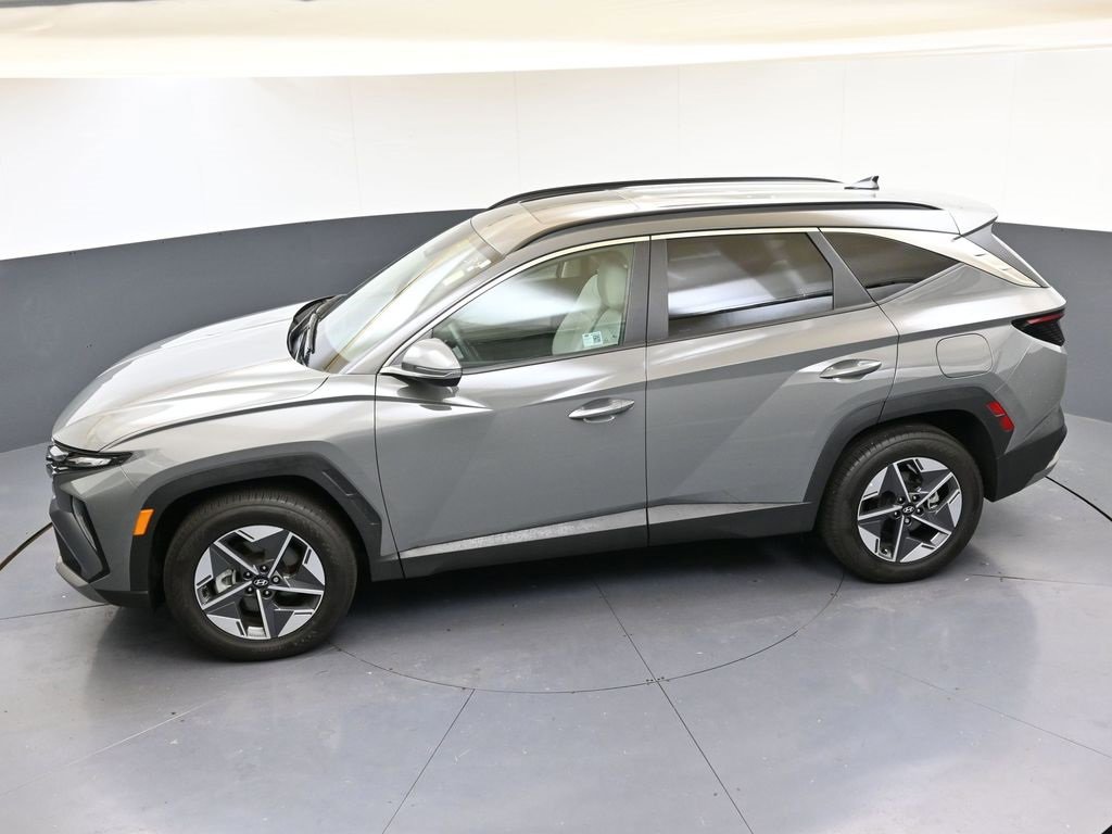 Certified 2025 Hyundai Tucson SEL image 45