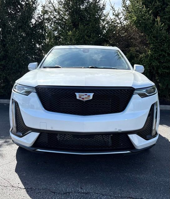 Used 2023 Cadillac XT6 Sport w/ Technology Package image 13