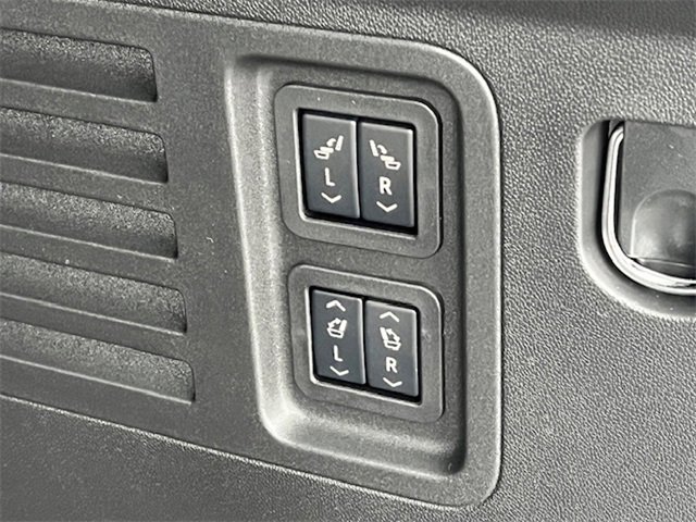 New 2025 Buick Enclave Preferred w/ Power Package image 37