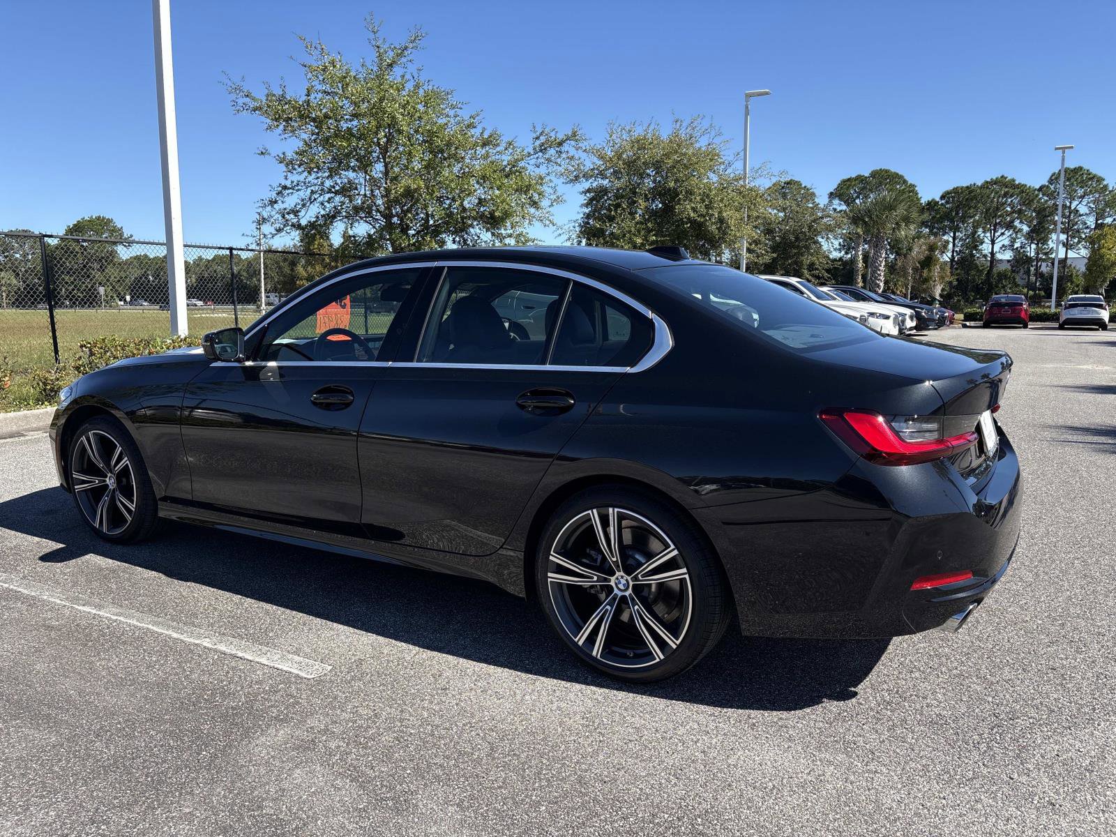 Used 2024 BMW 330i Sedan image 5