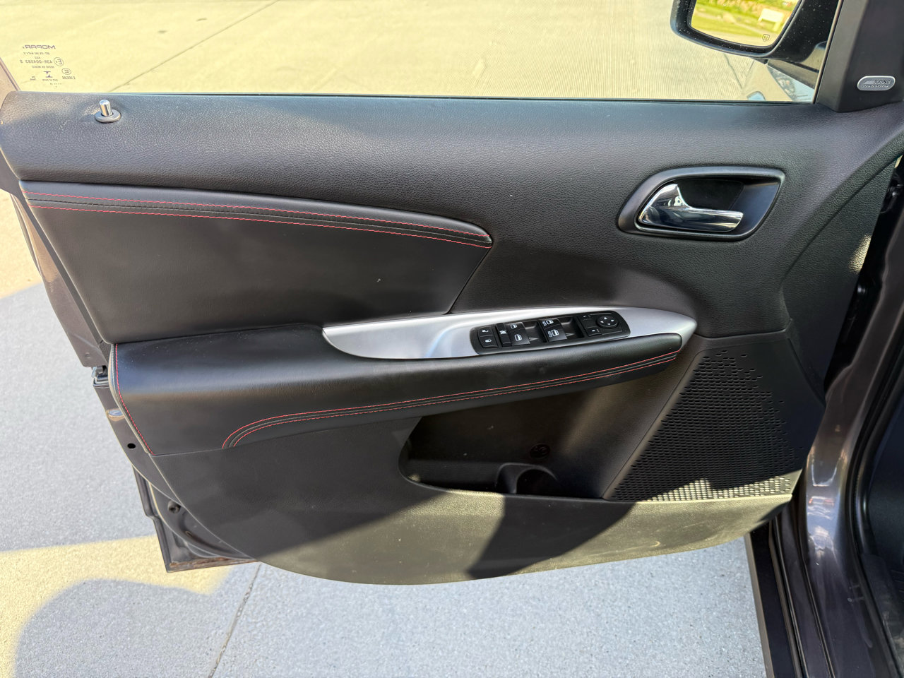 Used 2014 Dodge Journey R/T w/ Flexible Seating Group image 14