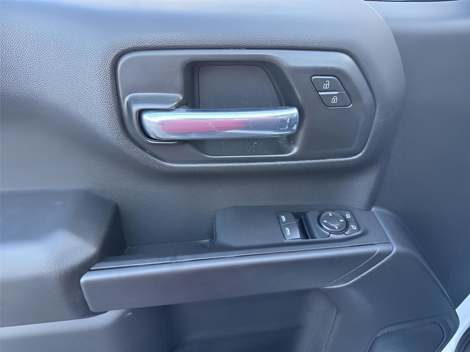 Used 2025 Chevrolet Silverado 1500 W/T w/ Trailering Package image 12