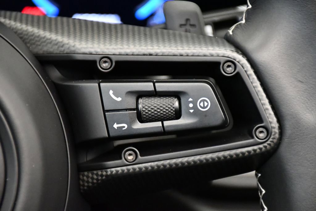 Used 2025 Porsche 911 Targa 4 GTS image 36