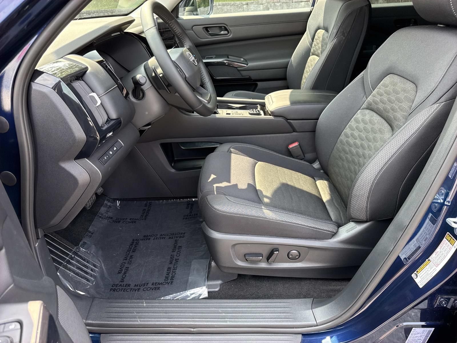 Certified 2026 Nissan Pathfinder SV AWD/4WD image 29