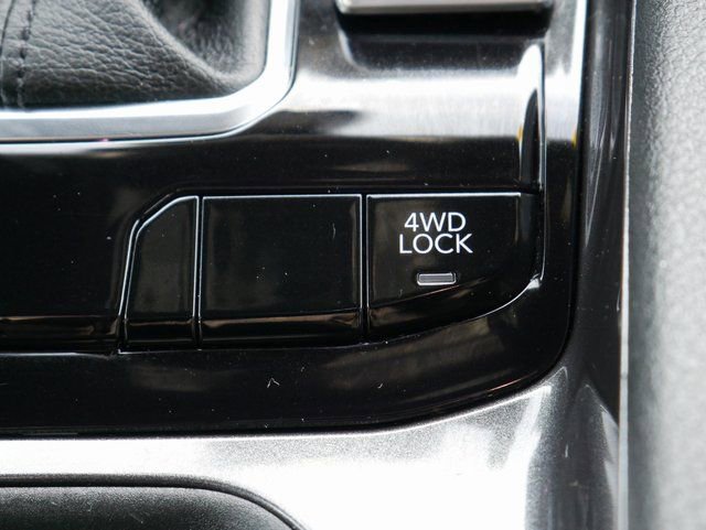 Used 2024 Jeep Compass Latitude image 23