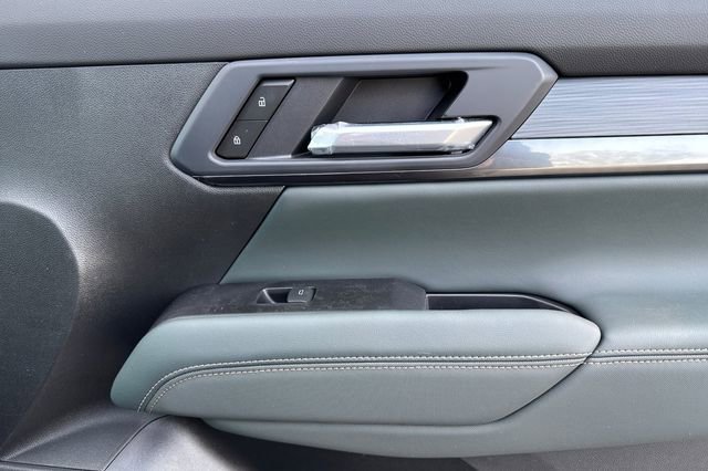 New 2026 GMC Terrain AT4 w/ LPO, Floor Liner Package image 20